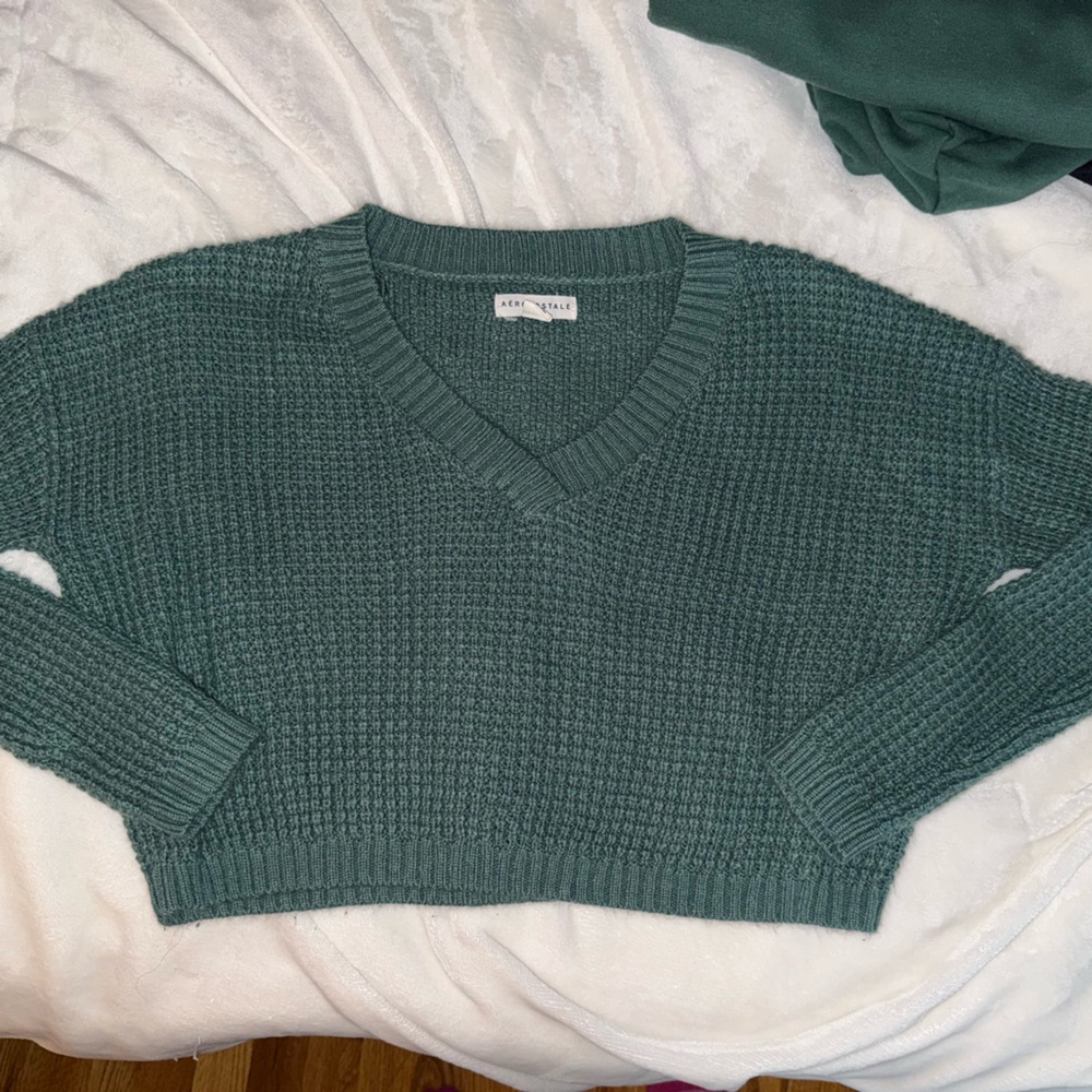 Green cropped sweater